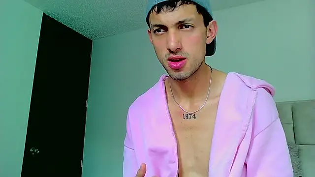 Snapshot of dylan_drakee chatting on January 7, 2026, 4:12 pm dylan drakee online show from January 7, 2026, 4:12 pm