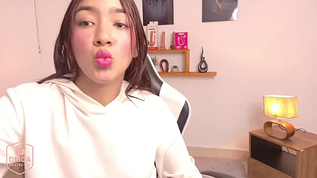 Snapshot of valeria_aragon1107 chatting on November 27, 2025, 6:30 pm valeria aragon1107 online show from November 27, 2025, 6:30 pm