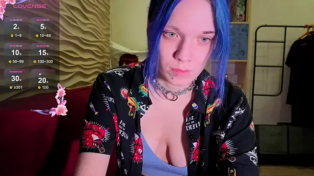 Snapshot of Marci_n chatting on November 22, 2025, 8:08 pm Marci n online show from November 22, 2025, 8:08 pm