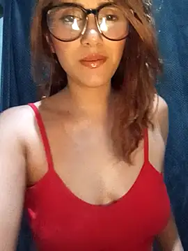 lola mamadas online show from November 25, 2025, 4:02 am