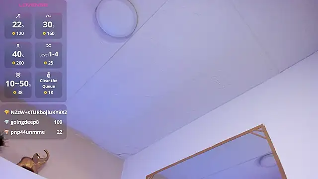 Snapshot of Sophie_Russell_ chatting on December 20, 2025, 1:25 pm Sophie Russell online show from December 20, 2025, 1:25 pm