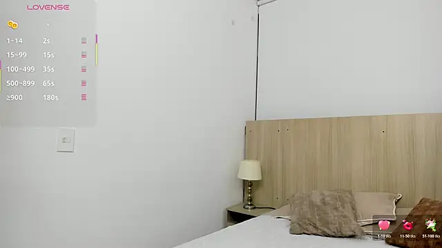 Snapshot of camila_borbon chatting on December 2, 2025, 11:12 am camila borbon online show from December 2, 2025, 11:12 am