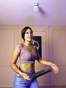 Snapshot of kathamuller_1 chatting on November 10, 2025, 8:03 pm kathamuller 1 online show from November 10, 2025, 8:03 pm