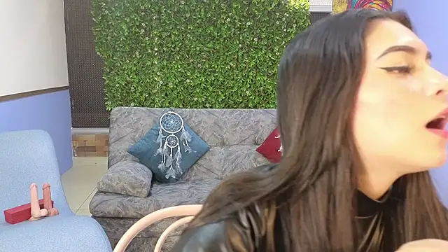 Snapshot of amy_lovelydoll chatting on December 22, 2025, 8:09 pm amy lovelydoll online show from December 22, 2025, 8:09 pm