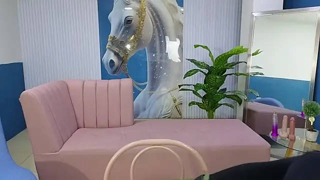 amy lovelydoll online show from May 10, 2026, 7:49 pm