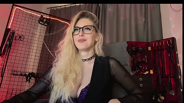 Snapshot of Liya_Liss chatting on April 6, 2026, 6:36 am Liya Liss online show from April 6, 2026, 6:36 am