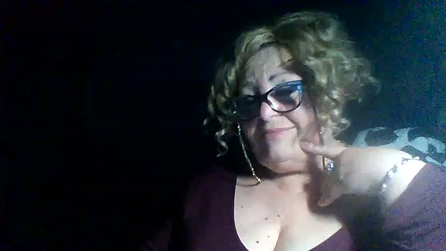 Snapshot of Milaniya606 chatting on November 7, 2025, 7:51 pm Milaniya606 online show from November 7, 2025, 7:51 pm