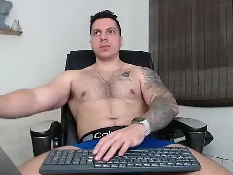 Noah Swagger  online show from November 8, 2025, 8:07 am