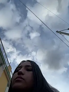 Samantha firee online show from April 10, 2026, 11:17 am