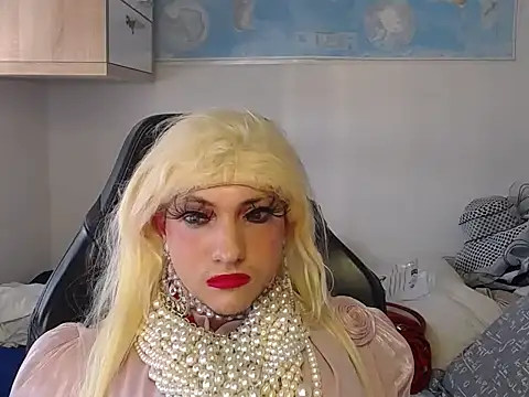 VanesaCrossic online show from January 10, 2026, 9:59 am