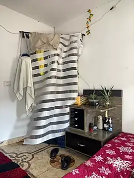 Snapshot of Dylams_maja chatting on December 14, 2025, 8:58 pm Dylams maja online show from December 14, 2025, 8:58 pm