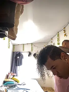 Snapshot of Dylams_maja chatting on November 2, 2025, 8:03 pm Dylams maja online show from November 2, 2025, 8:03 pm