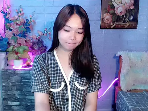 Snapshot of lustfullakim chatting on June 4, 2026, 4:33 pm lustfullakim online show from June 4, 2026, 4:33 pm