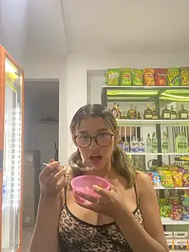 liahot69 online show from May 15, 2026, 1:58 am