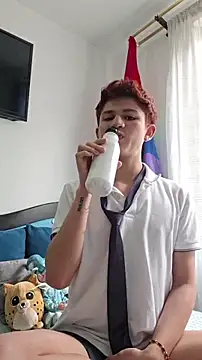 Apolitoo online show from November 2, 2025, 2:11 pm