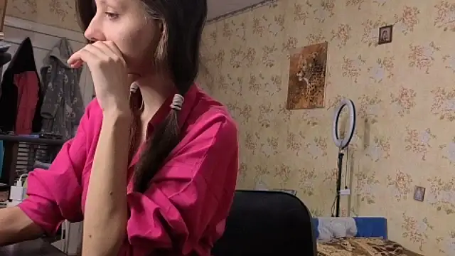 LahomaSassano online show from November 5, 2025, 9:12 am