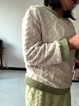 Snapshot of daaqnn chatting on December 19, 2025, 11:51 pm daaqnn online show from December 19, 2025, 11:51 pm