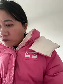 Snapshot of daaqnn chatting on February 19, 2026, 1:46 am daaqnn online show from February 19, 2026, 1:46 am