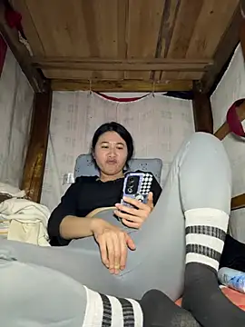 Snapshot of daaqnn chatting on February 3, 2026, 11:48 am daaqnn online show from February 3, 2026, 11:48 am