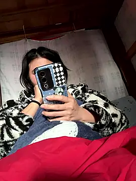 Snapshot of daaqnn chatting on January 14, 2026, 12:03 am daaqnn online show from January 14, 2026, 12:03 am