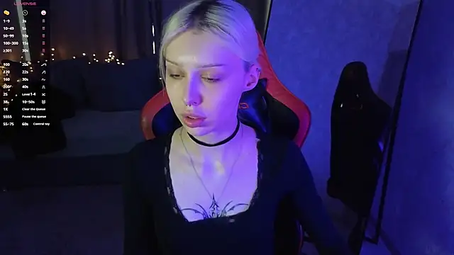 Snapshot of goth__tv chatting on December 17, 2025, 10:31 am goth tv online show from December 17, 2025, 10:31 am