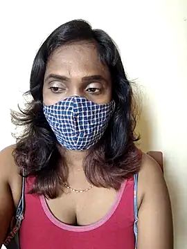 Snapshot of Queen-dhivya chatting on December 23, 2025, 7:40 am Queen-dhivya online show from December 23, 2025, 7:40 am