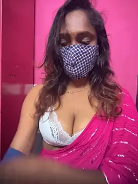 Snapshot of Queen-dhivya chatting on November 25, 2025, 5:35 pm Queen-dhivya online show from November 25, 2025, 5:35 pm