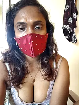 Snapshot of Queen-dhivya chatting on March 1, 2026, 6:35 am Queen-dhivya online show from March 1, 2026, 6:35 am