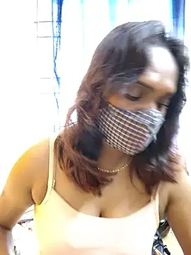 Snapshot of Queen-dhivya chatting on December 22, 2025, 5:29 am Queen-dhivya online show from December 22, 2025, 5:29 am