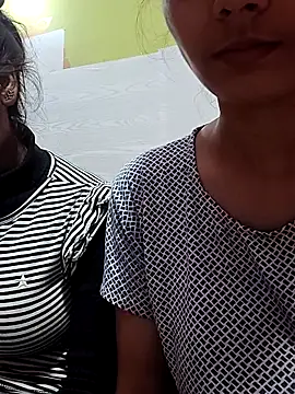 Zoya Khaan online show from November 6, 2025, 6:01 pm