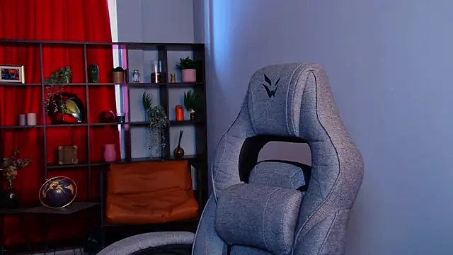 ElinVale online show from March 27, 2026, 11:33 am