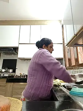 Snapshot of Hot-Sana2 chatting on December 18, 2025, 7:57 am Hot-Sana2 online show from December 18, 2025, 7:57 am