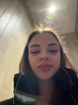 KristiRich online show from December 2, 2025, 8:27 am