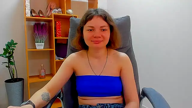 Snapshot of Stella-Maers chatting on April 30, 2026, 7:15 am Stella-Maers online show from April 30, 2026, 7:15 am