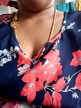 Snapshot of Sana-telugu1 chatting on November 3, 2025, 11:14 am Sana-telugu1 online show from November 3, 2025, 11:14 am