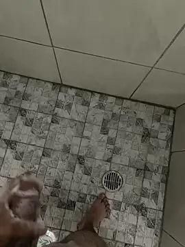 n0tf0und online show from November 6, 2025, 5:22 am