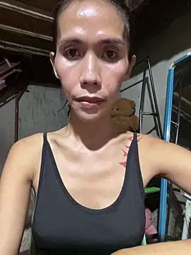 bellaUtops online show from February 13, 2026, 6:52 pm