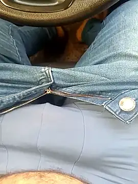 1anonimous online show from November 27, 2025, 10:05 am