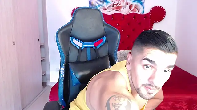 Snapshot of axelwinters__ chatting on February 5, 2026, 3:52 pm axelwinters online show from February 5, 2026, 3:52 pm