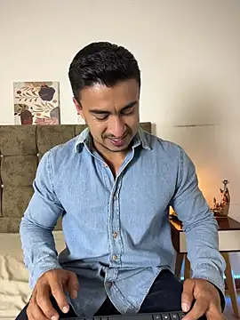 Snapshot of Chris_Clarck chatting on November 30, 2025, 8:53 pm Chris Clarck online show from November 30, 2025, 8:53 pm