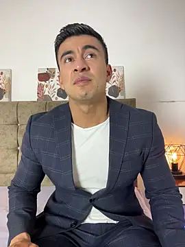 Snapshot of Chris_Clarck chatting on December 14, 2025, 8:03 pm Chris Clarck online show from December 14, 2025, 8:03 pm