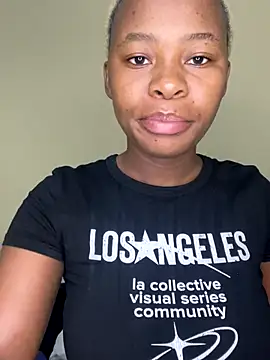 MiyaXo2 online show from December 16, 2025, 12:59 am