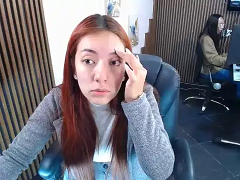 Snapshot of desk_desire chatting on November 13, 2025, 11:14 am desk desire online show from November 13, 2025, 11:14 am