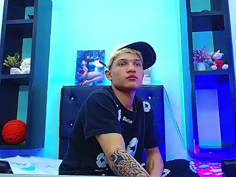 bad boy hottx online show from November 23, 2025, 6:12 am