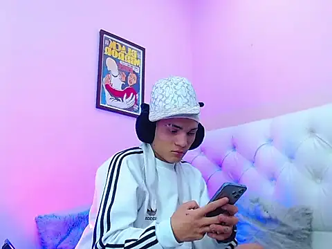 bad boy hottx online show from November 8, 2025, 12:14 am