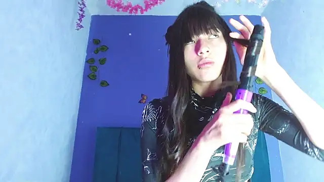 aperlacandycm01 online show from November 14, 2025, 4:16 am