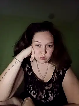 Rosytta online show from October 31, 2025, 11:11 pm