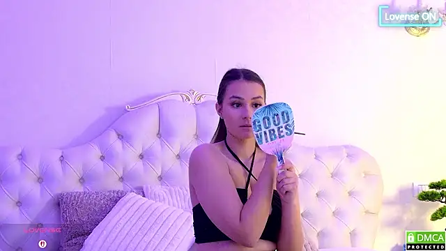 AniaKarenina online show from February 24, 2026, 11:38 pm