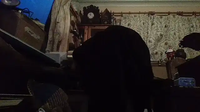 jigglethaypussi online show from December 17, 2025, 7:02 am