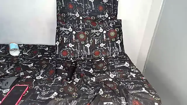 Snapshot of Dickcraverb30 chatting on February 3, 2026, 6:57 pm Dickcraverb30 online show from February 3, 2026, 6:57 pm